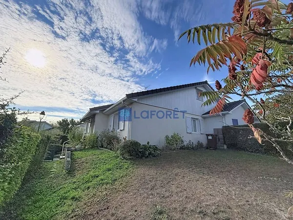 Maison 6 pièces 93 m²