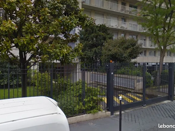 Place de parking sécurisée 15ème