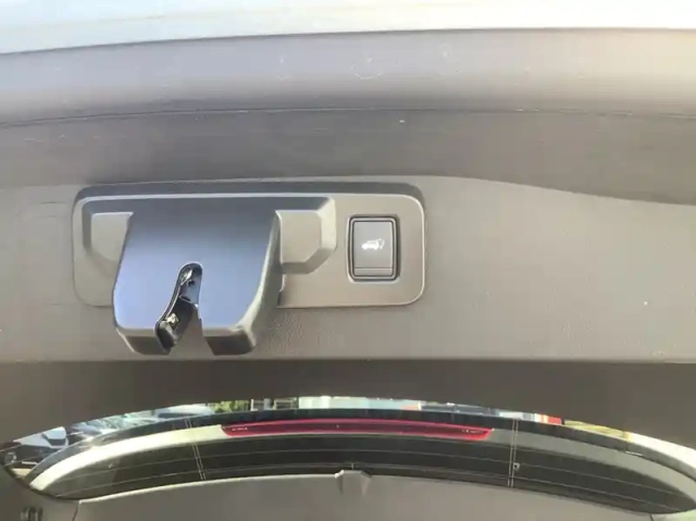 Renault Austral nouveau full hybrid e-tech 200 ch esprit alpine — photo 22