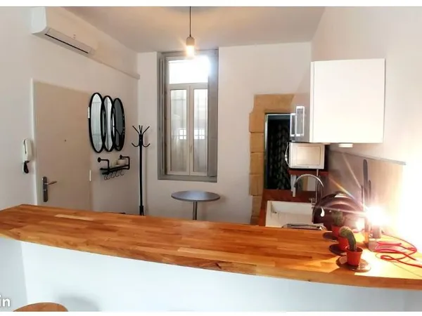 Studio Meublé