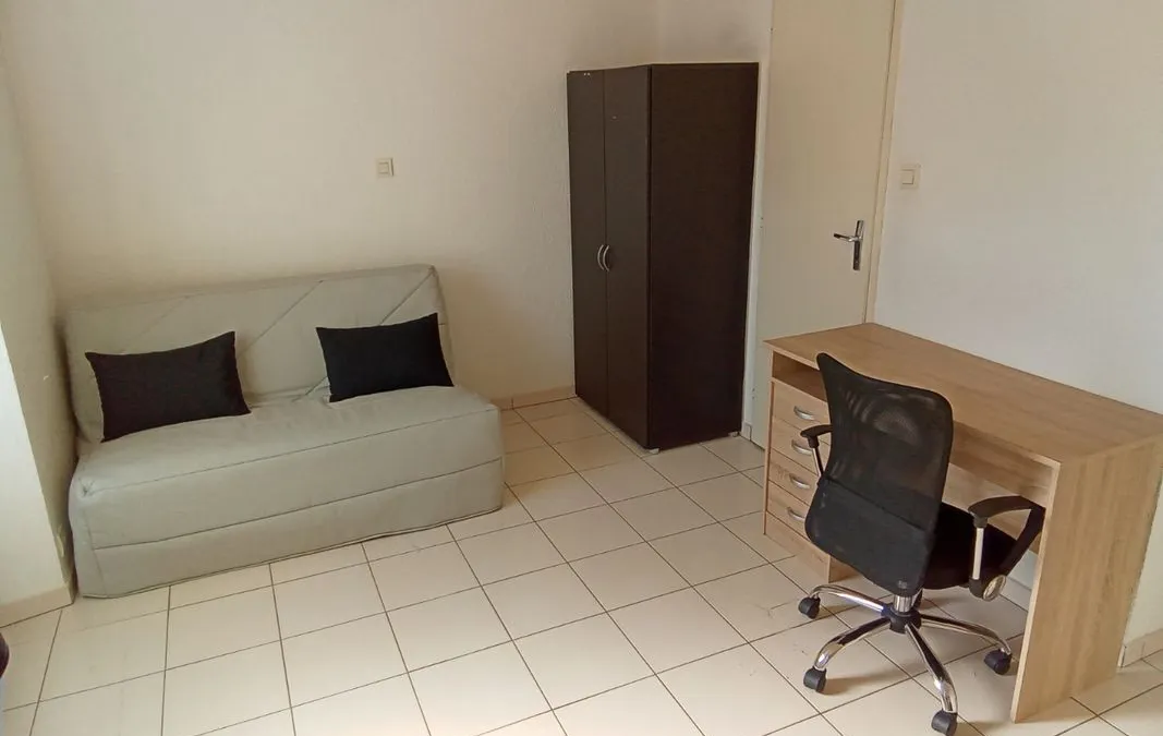 Photo 3