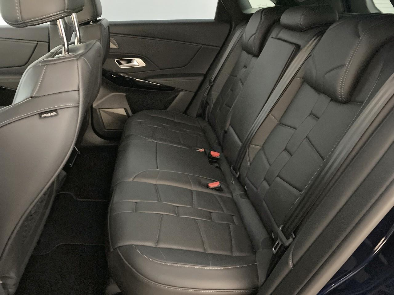 Ds Ds 7 crossback bluehdi 130 eat8 etoile — photo 10
