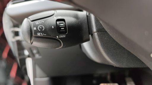 Peugeot 2008 1.2 PureTech 130 EAT6 - GT Line – 2019 – 48133 km – Essence – Boîte Automatique — photo 2