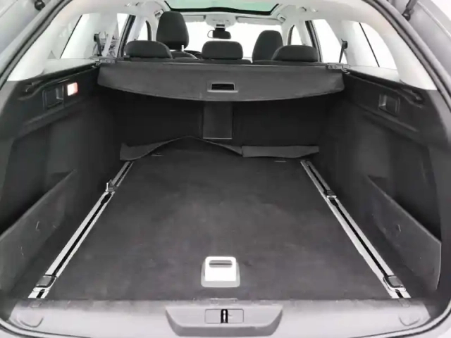 Peugeot 308 sw puretech 130ch s&amp;s bvm6 — photo 13