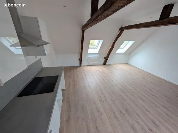 Loue appartement neuf T2 50 m2 centre CORBIE