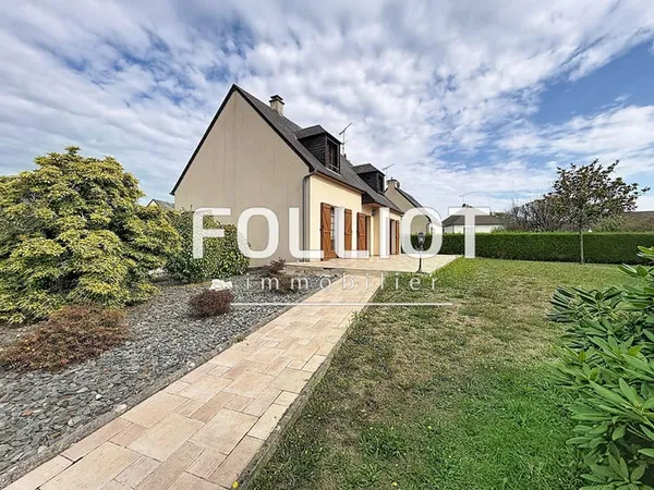 Maison 5 pièces à vendre à Ducey Les Cheris - Réf 12836TO