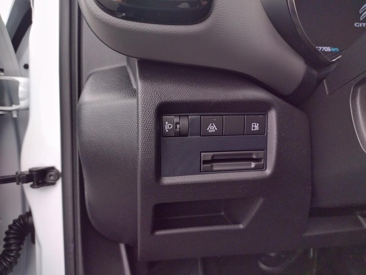 Citroën C5 Aircross hybride rechargeable 225 e-eat8 c-series — photo 22