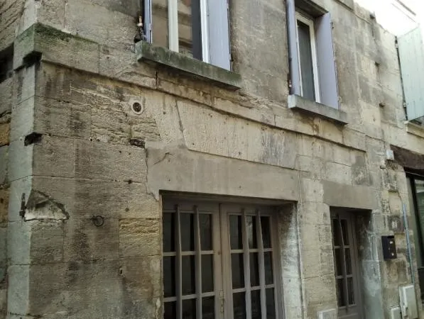 A vendre, immeuble de rapport dans le centre-historique de Périgueux (24000)