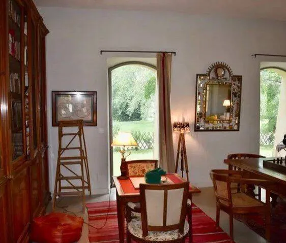 Photo 11