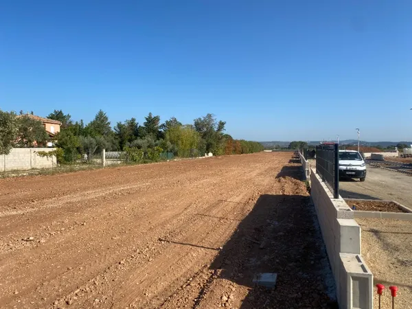 Terrain 485 m²
