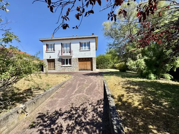 Maison 98,23 m2 hab. - 3 ch. - 1050 m2 terrain