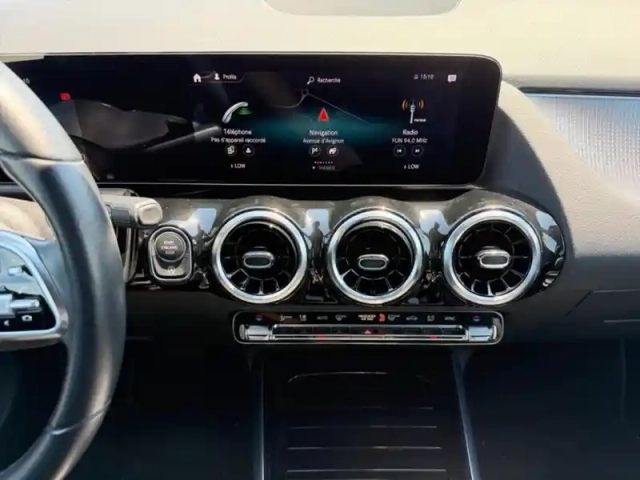 Mercedes Gla 200 d progressive line — photo 9