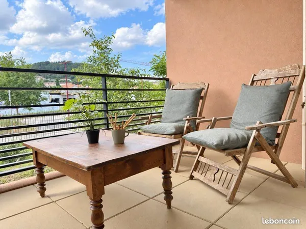 Parking intérieur, terrasse, ascenseur