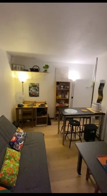 Photo 1