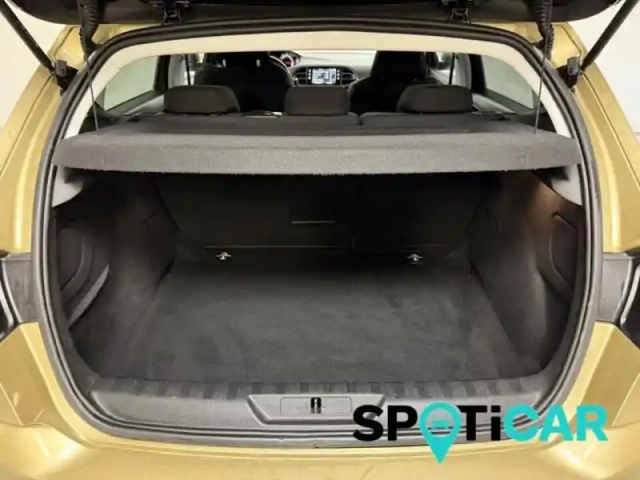 Peugeot 308 1.2 puretech 110ch e6.c s&amp;s allure — photo 6