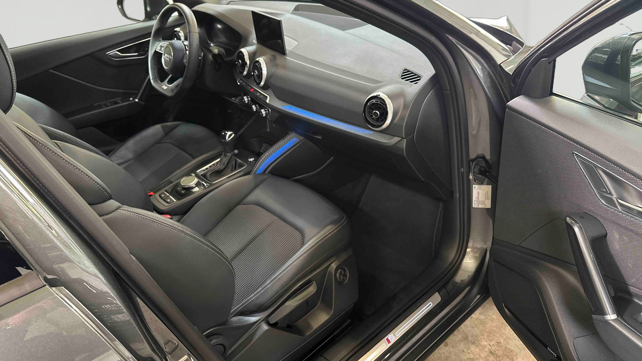 Audi Q2 35 TFSI 150 S tronic 7 — photo 33