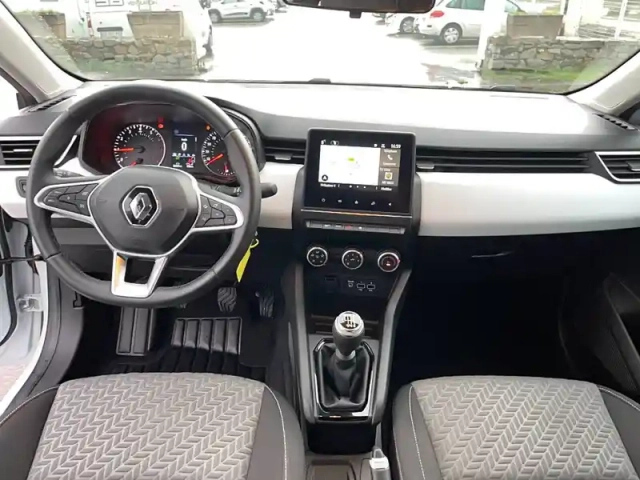 Renault Clio tce 90 — photo 52