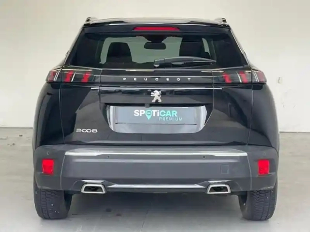 Peugeot 2008 1.2 puretech 130ch s&amp;s allure 7cv — photo 4