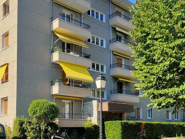 Appartement T3/4 traversant - Meylan -Résidence avec espaces verts