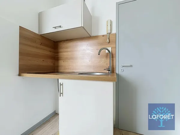 Studio 1 pièce 15 m²