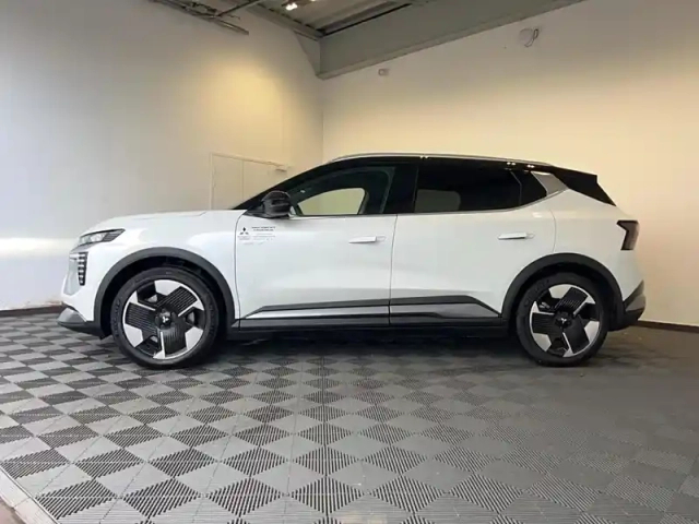 Mitsubishi Eclipse cross 87 kwh 218 — photo 2