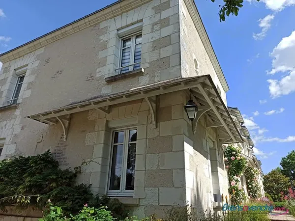 Maison 11 pièces 360 m²