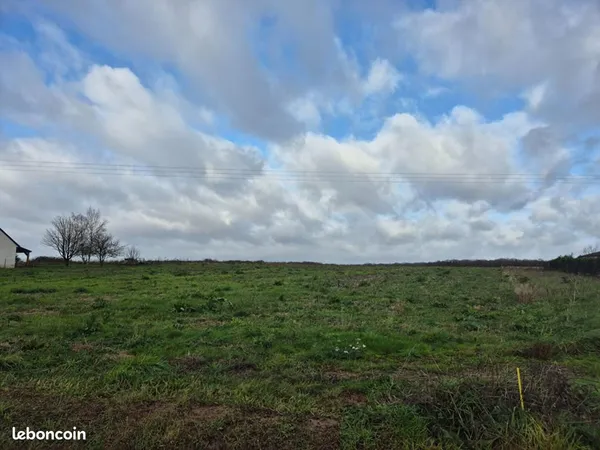 Terrain 4 500 m² Chateau Renault