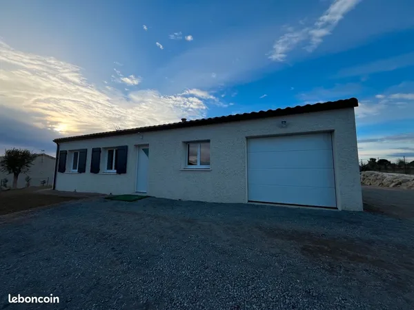Maison T5 100m² de plain-pied avec jardin et garage à Coursan dès 1150/mois* - Payez 90% du projet à