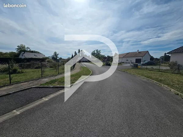 Terrain 1350 m² LACADEE