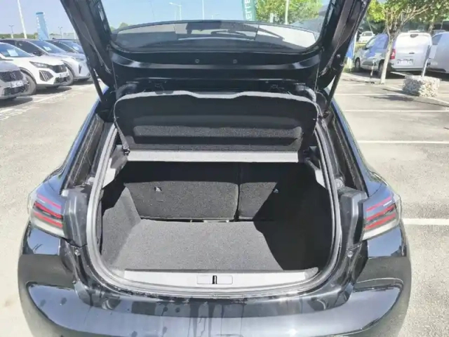 Peugeot 208 turbo 100 ch bvm6 — photo 6