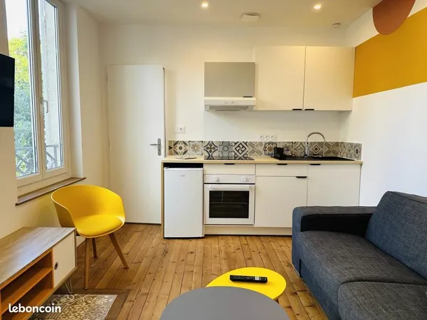 Studio meublé 20 m² - centre-ville de Cognac - Wifi inclus