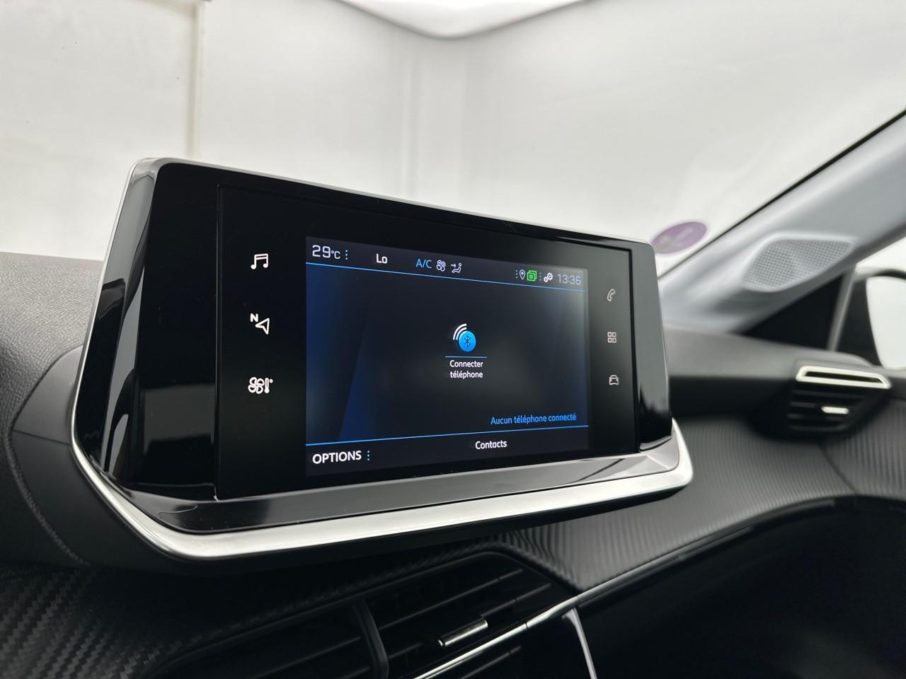 Peugeot 208 puretech 100 s&s bvm6 allure — photo 23