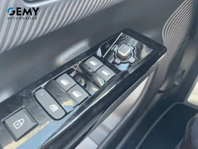 Citroën C5 Aircross hybride rechargeable 225 ch e-eat7 — photo 41