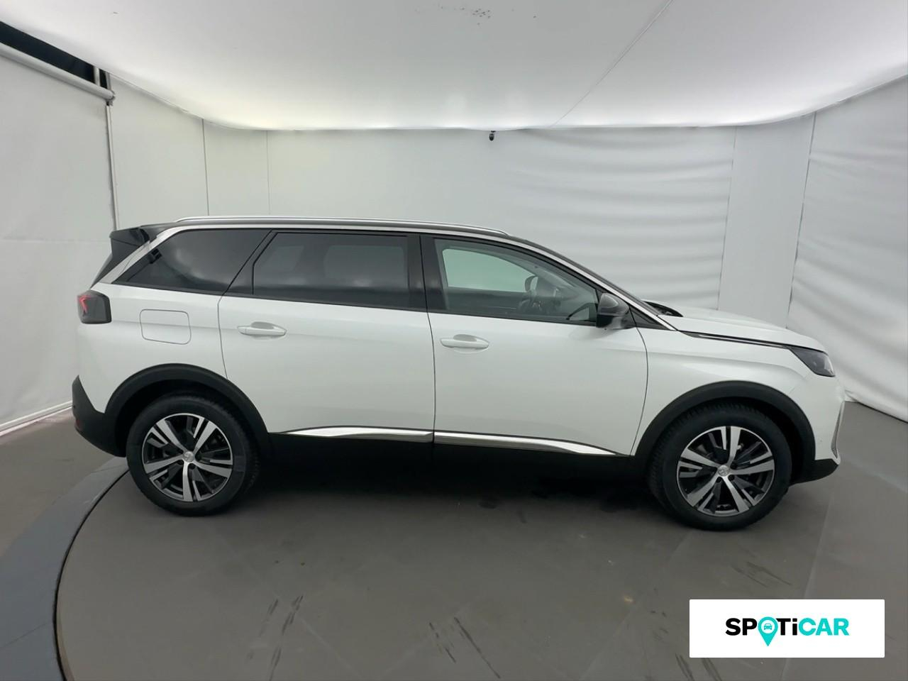 Peugeot 5008 1.2 puretech 130ch s&s allure pack — photo 4