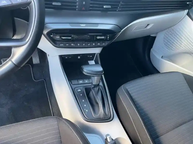 Hyundai I20 1.0 t-gdi 100 dct-7 hybrid 48v — photo 39