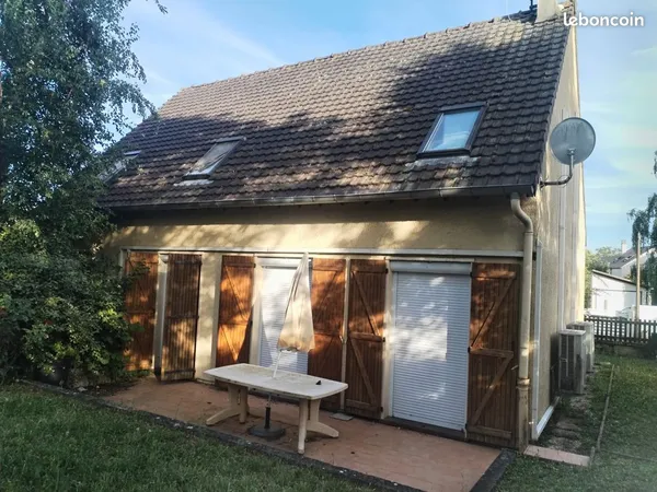 Maison 7 pièces Crégy-lès-Meaux - 140 m² - terrain 725 m² - 330 000