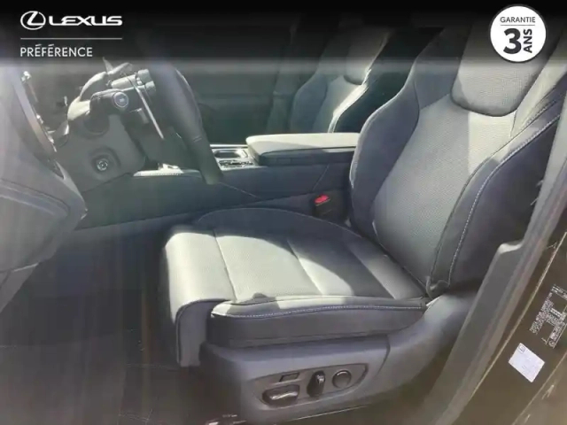 Lexus Rx 450h+ executive 4wd my26 — photo 11