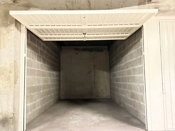 Garage / box fermé