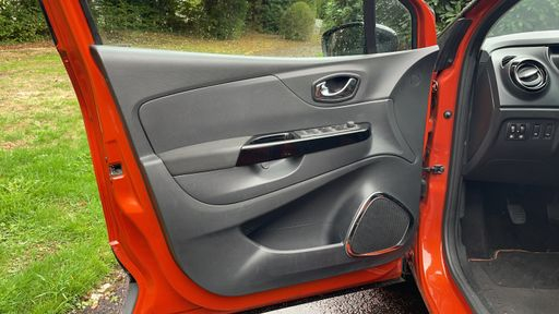 Renault Captur 1.5 dCi 90 Energy - Intens – 2013 – 118837 km – Diesel – Boîte Manuelle — photo 24