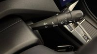 Peugeot 308 PHEV 180ch Allure Pack e-EAT8 — photo 24