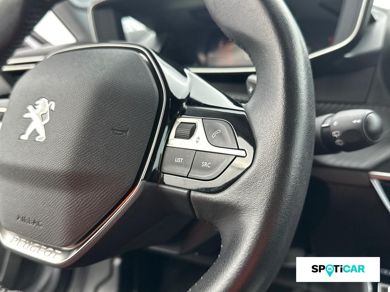 Peugeot 2008 1.2 puretech 130ch s&s roadtrip eat8 — photo 18
