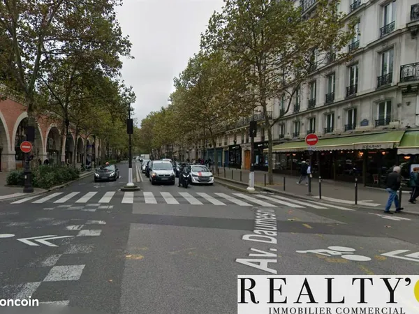 Local commercial 122 m²