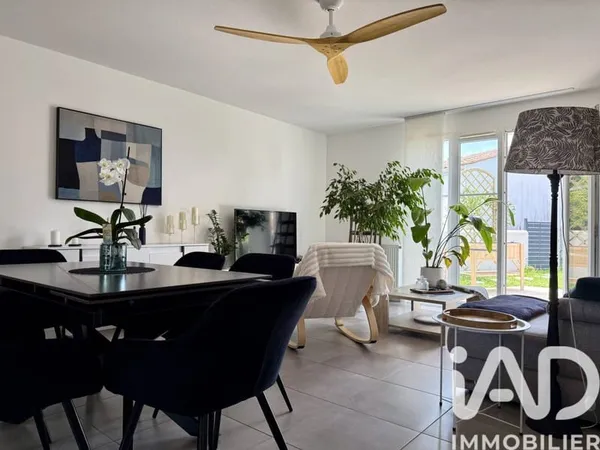 Maison de plain-pied 3 pièces 66 m²