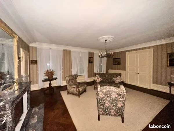 Maison 10 pièces 127 m²