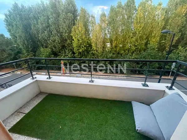 À LOUER : Trappes, 3 pièces meublé de 59 m² avec balcon et box