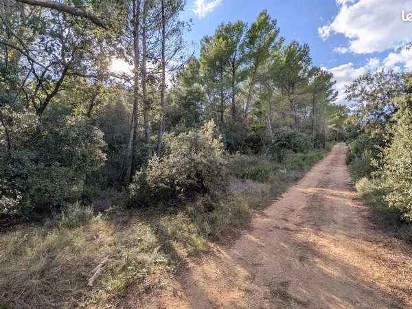 Terrain 20618 m² Salernes