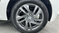 Peugeot 208 1.2 PureTech 100ch S&S Style 118g — photo 11