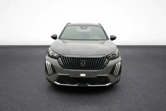 Peugeot 2008 hybrid 145 e-dcs6 — photo 58