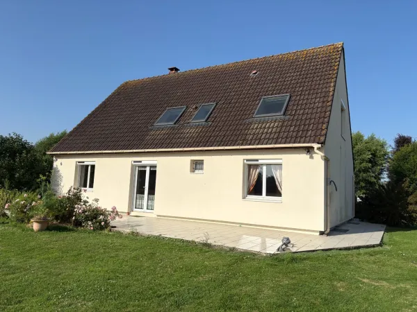 Maison à rénover avec vie de plain-pied 4 Chambres sur sous-sol dans le bourg de SAINT-VIGOR-D'YMONV