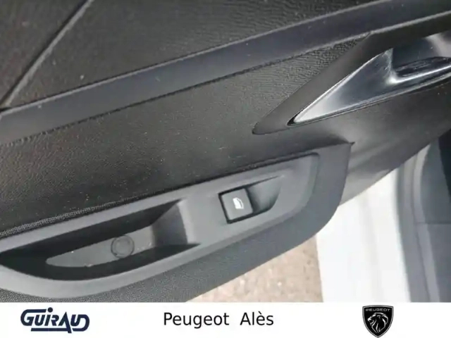 Peugeot 208 puretech 75 s&amp;s bvm5 — photo 14